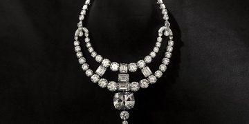 The A-List Ladies Of “Ocean’s 8” Sparkles Cartier On The Silver Screen