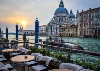 Ferretti Has Opened Exclusive Lounges, Privées and Decks In Spellbinding Locations