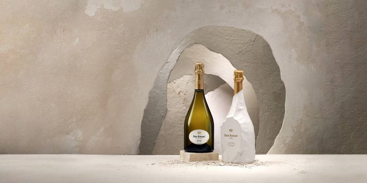 The 2010 Cuvée Dom Ruinart Blanc de Blancs has been named the best champagne in the world.