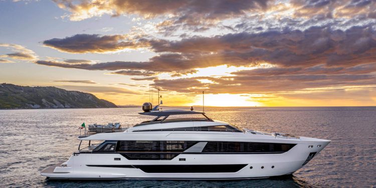 Get ready to reach new heights with the Skydeck Edition of Ferretti Yachts 1000!