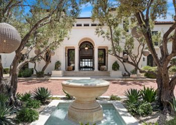 Drake Puts His $88M Mega Mansion in Beverly Hills On The Market