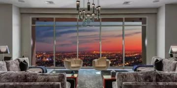 Rihanna’s Lists L.A. Penthouse on the Market for $25M
